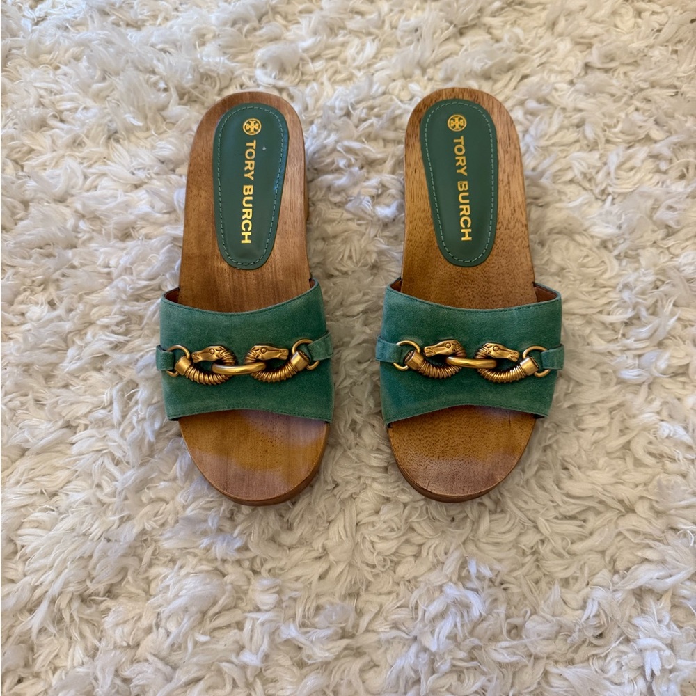 Tory Burch Leather Slides with Gold Chain Accent / Women's Size 8